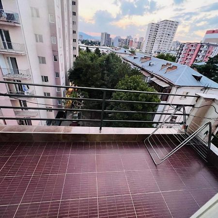 Guga House Lejlighed Tbilisi Eksteriør billede
